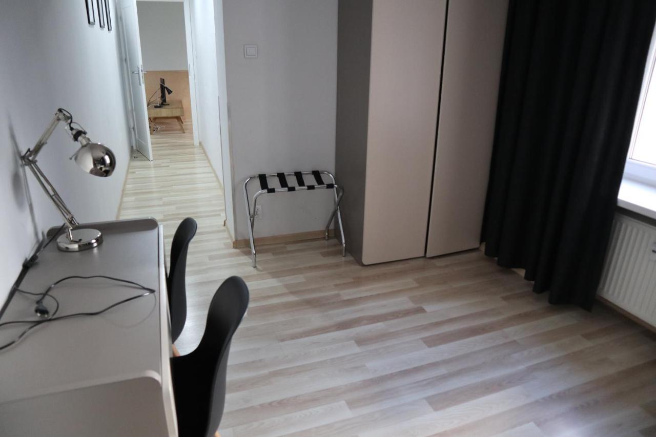 Milo Mi - 2 Bedroom Apartment In The Old Town Poznań Exteriör bild